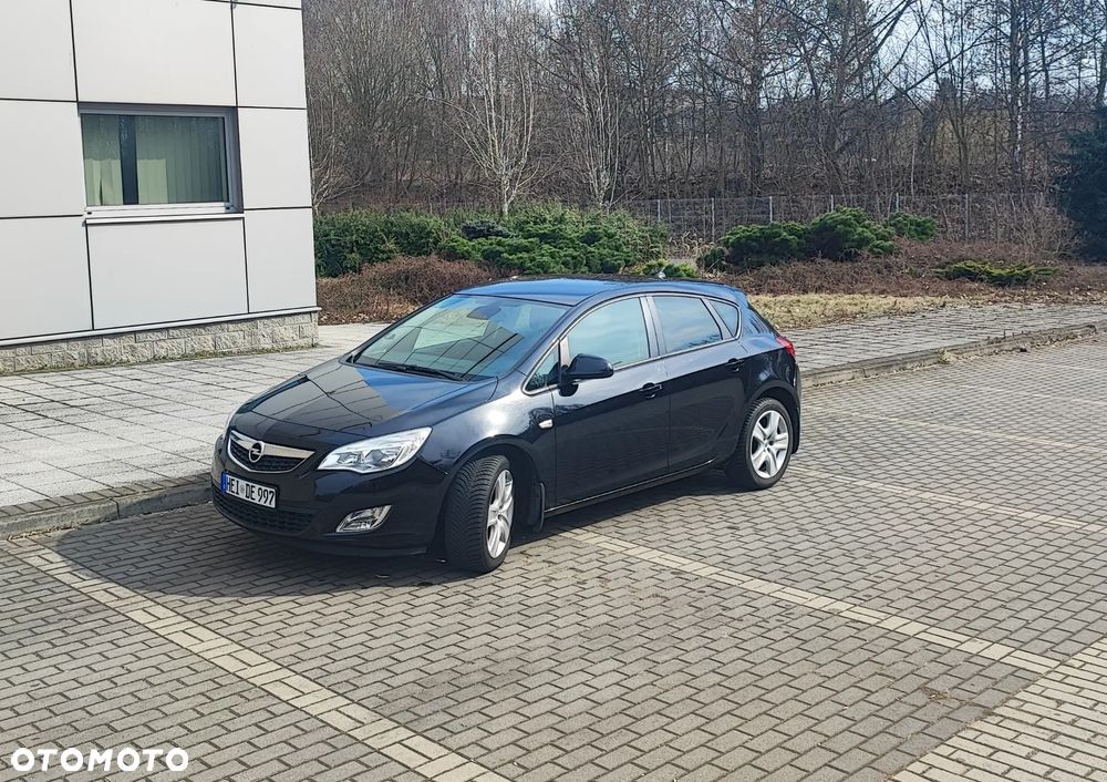 Opel Astra 1.4 Turbo Selection - 9