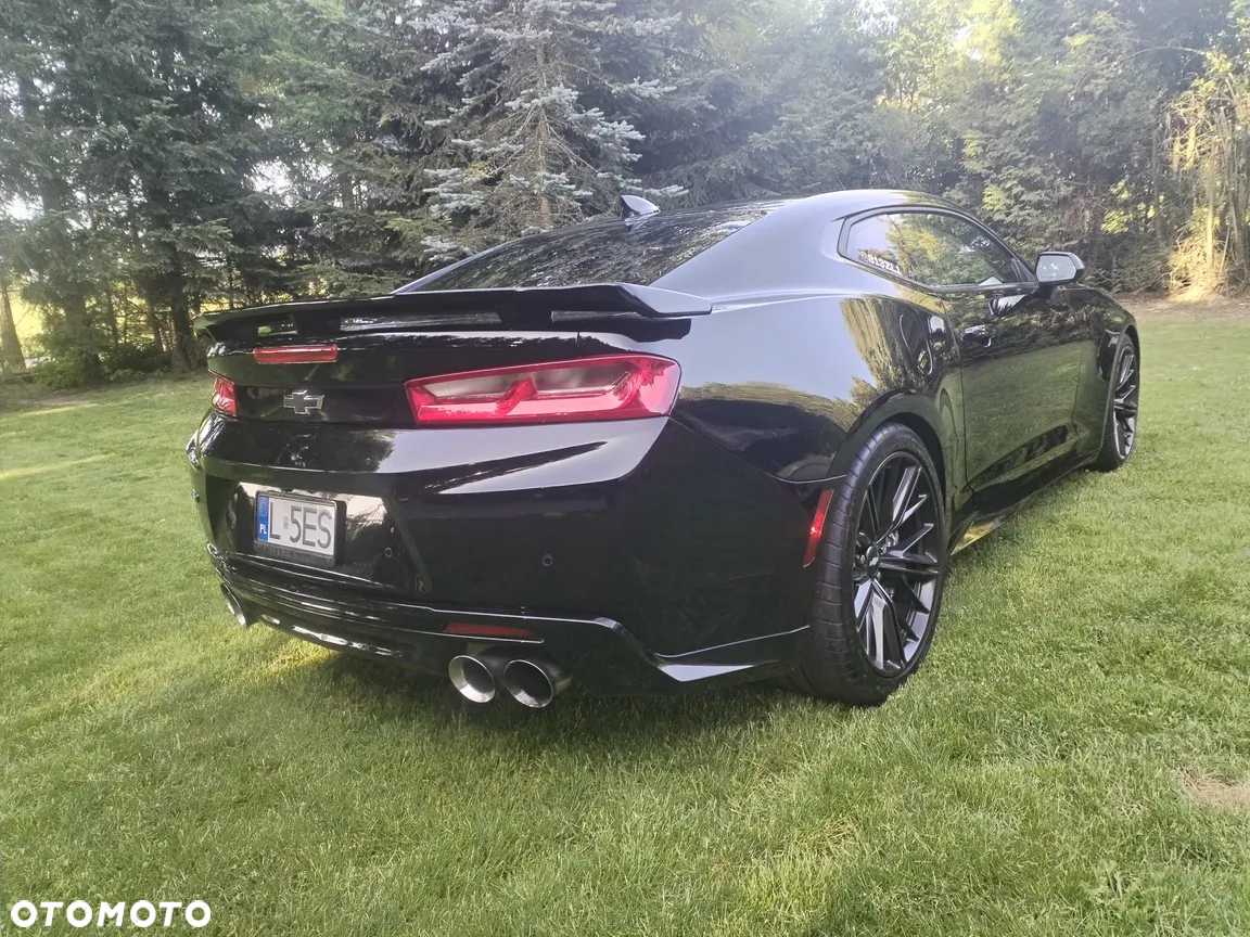 Chevrolet Camaro - 13