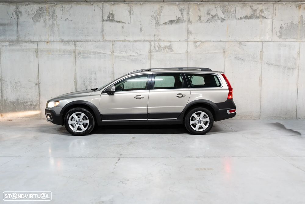Volvo XC 70 D5 Summum Geartronic - 1