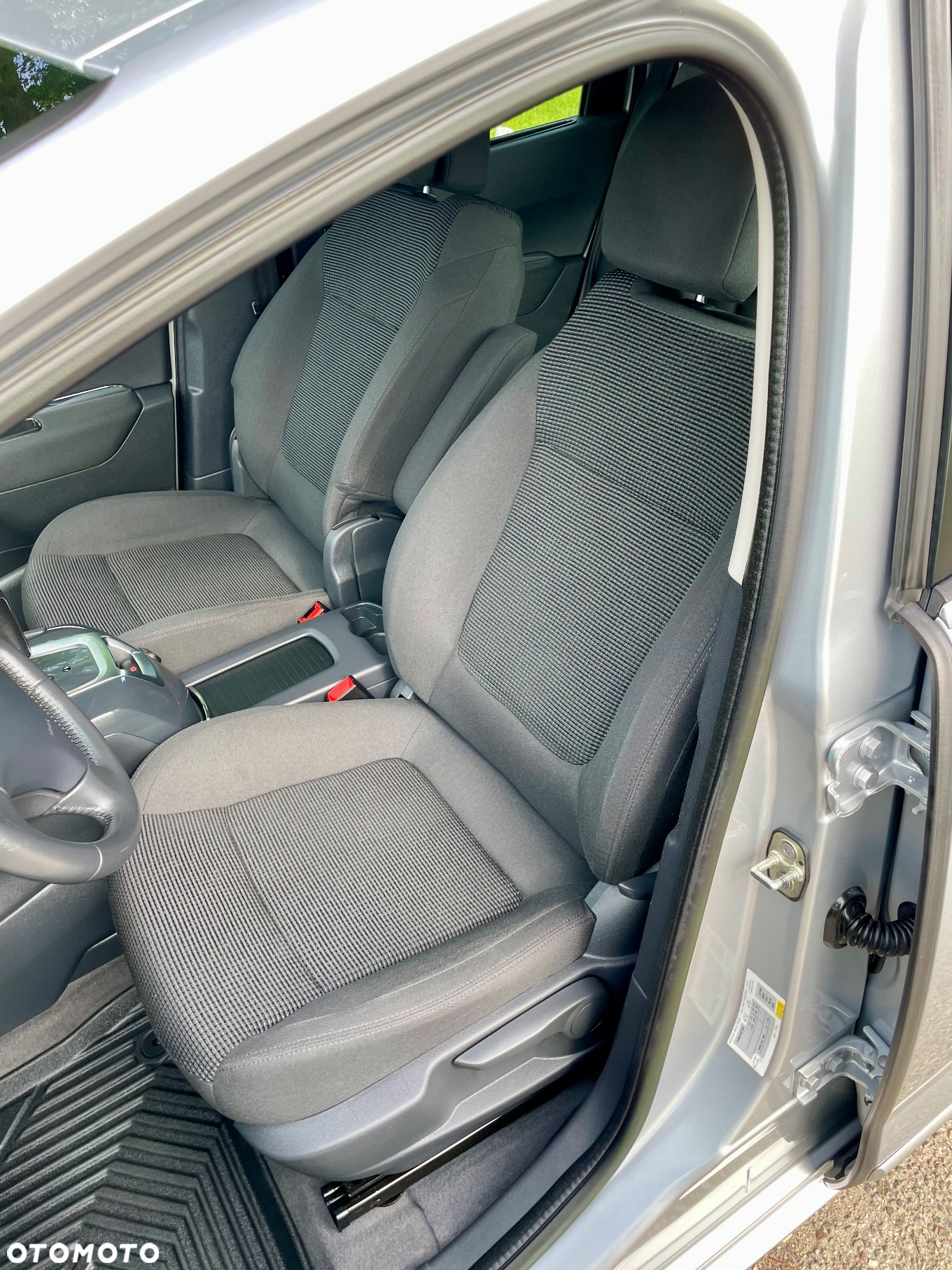 Peugeot 5008 e-HDI FAP 115 EGS6 Stop&Start Active - 20