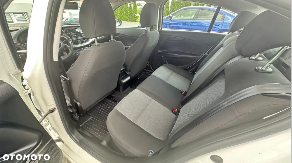 Fiat Tipo 1.4 16v Easy - 8