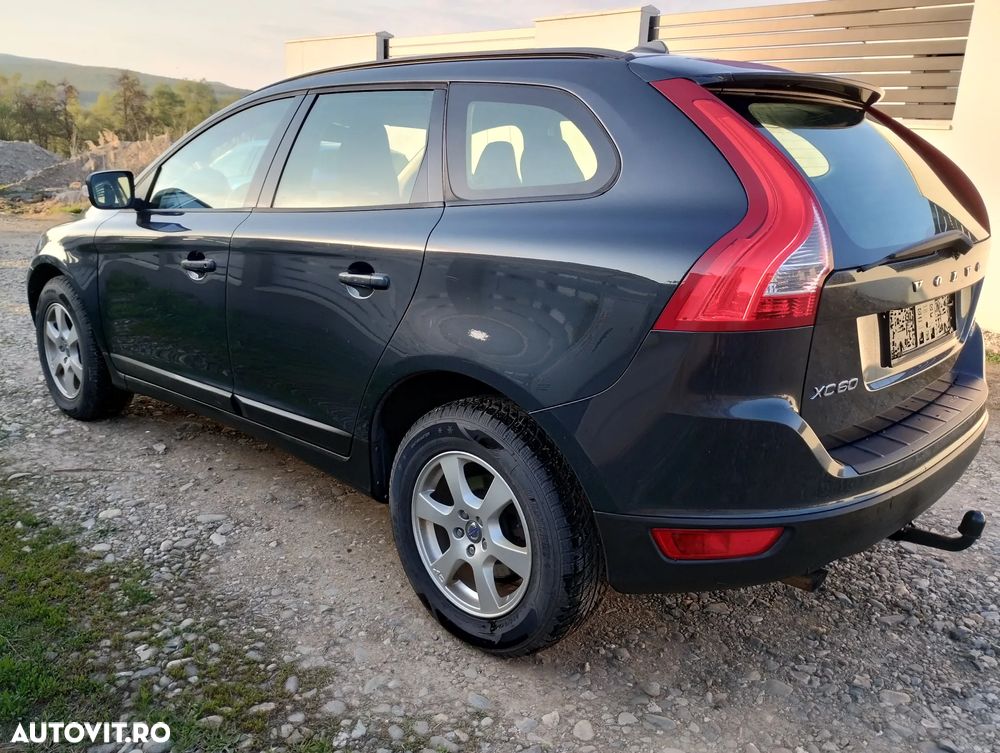 Volvo XC 60 2.4D AWD Aut. - 4