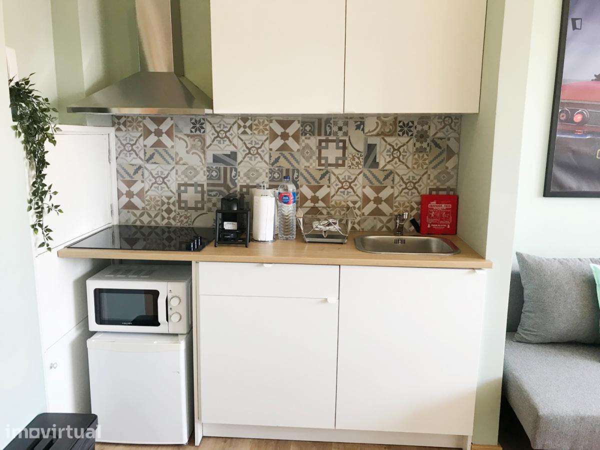 Estúdio - localizado em Cedofeita Porto - Grande imagem: 5/10