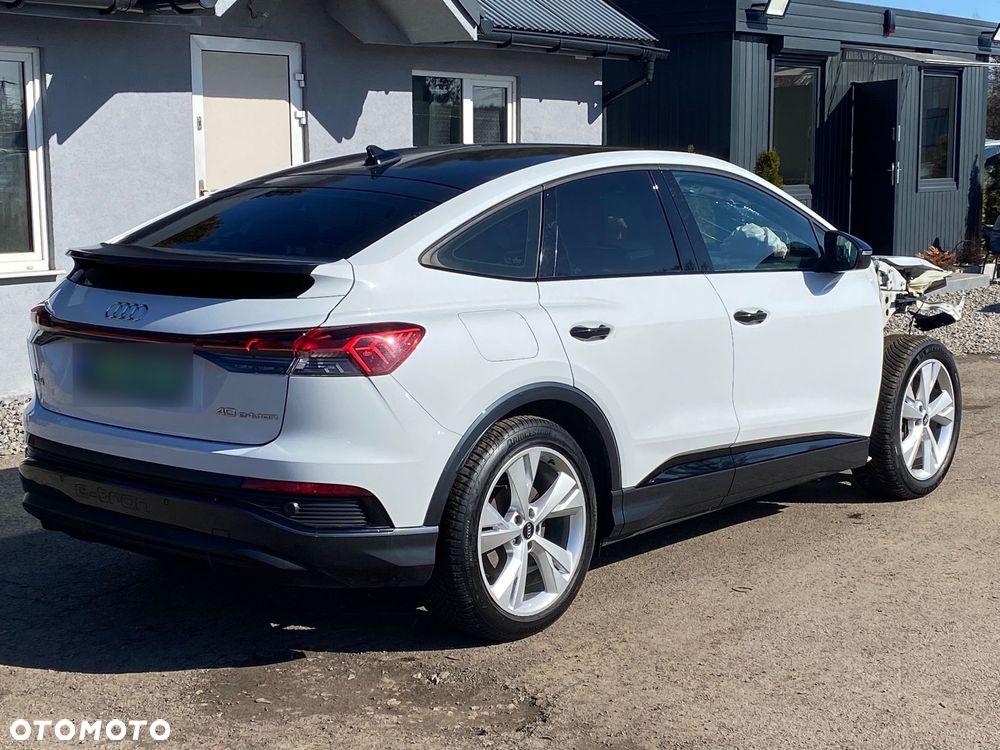 Audi Q4 Sportback e-tron - 4