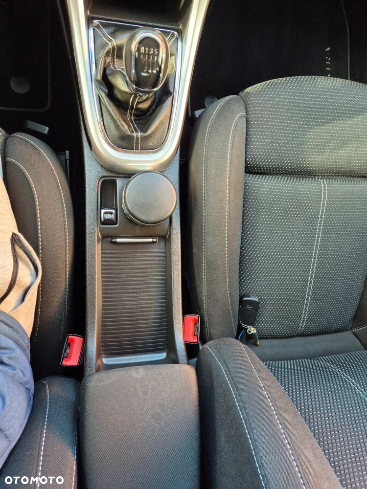 Opel Astra 1.4 T Cosmo - 18