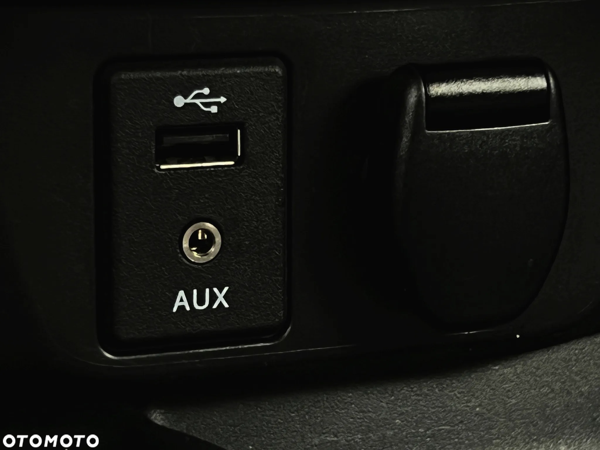 Nissan X-Trail 1.6 DIG-T N-Connecta - 32