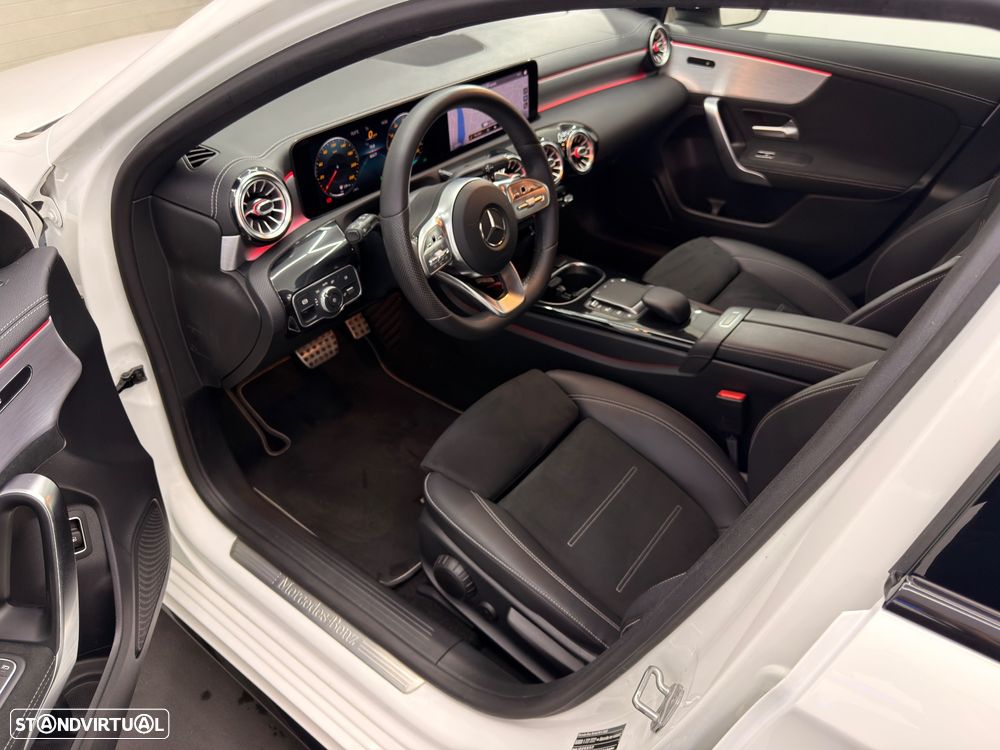 Mercedes-Benz A 250 Limousine e 8G-DCT AMG Line Advanced - 11