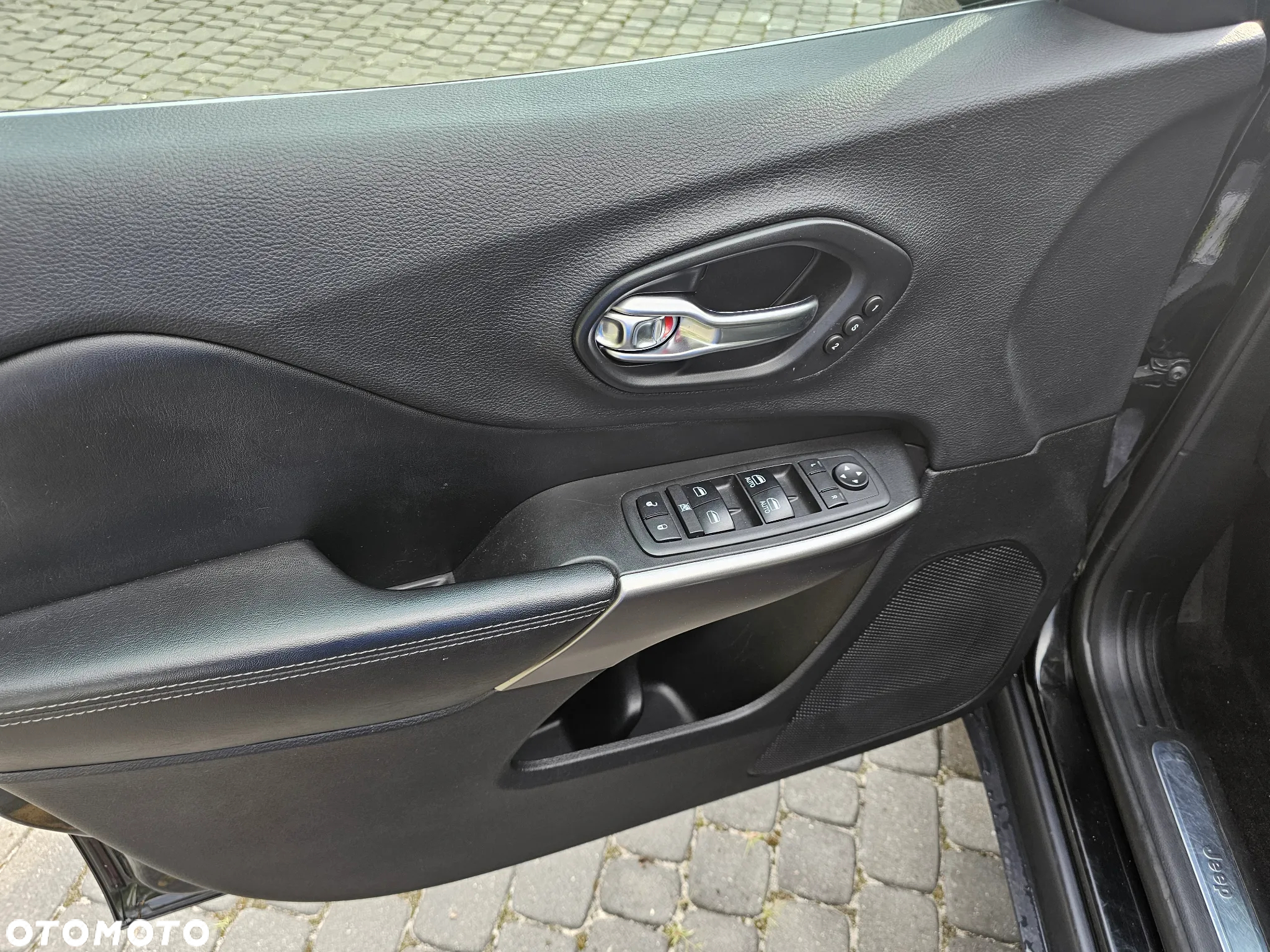 Jeep Cherokee 2.0 GME Active Drive I Limited - 8
