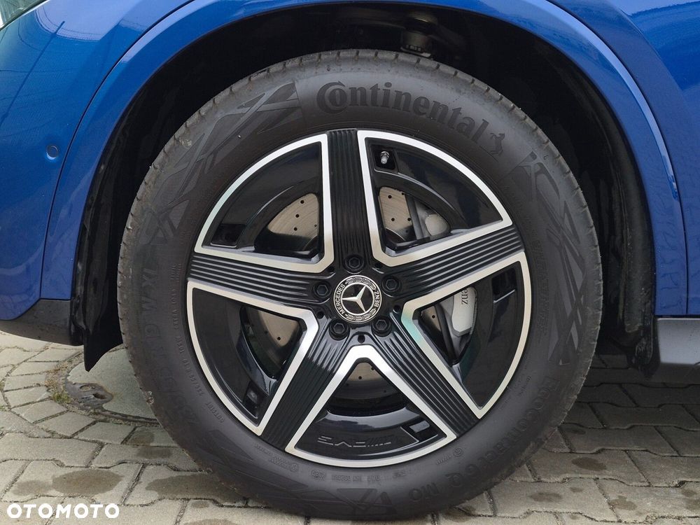 Mercedes-Benz GLC - 13