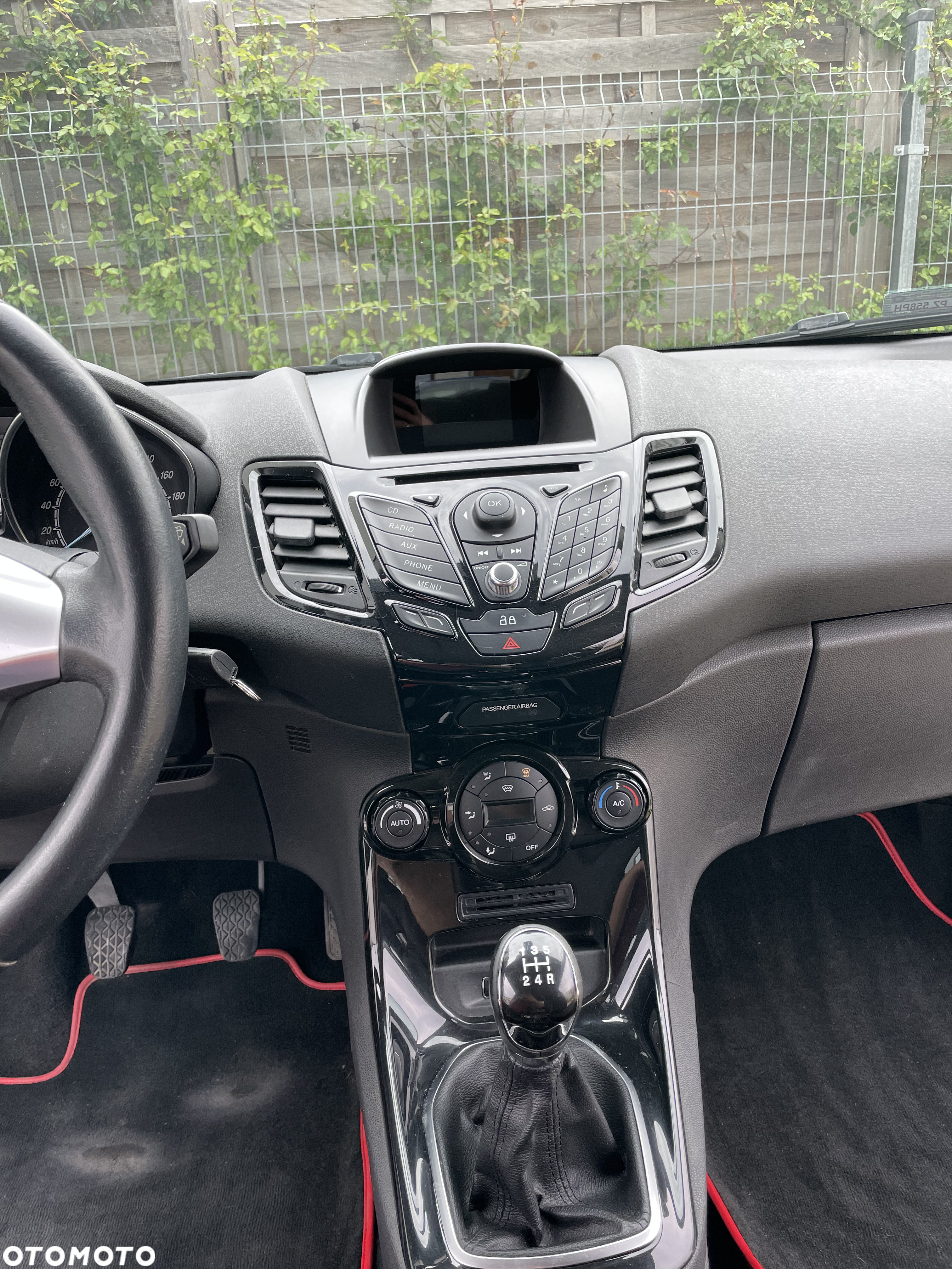 Ford Fiesta 1.0 EcoBoost Titanium - 20