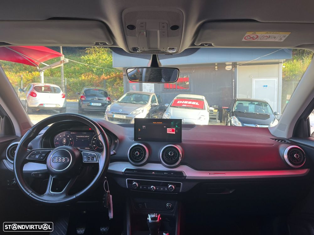 Audi Q2 30 TFSI - 14