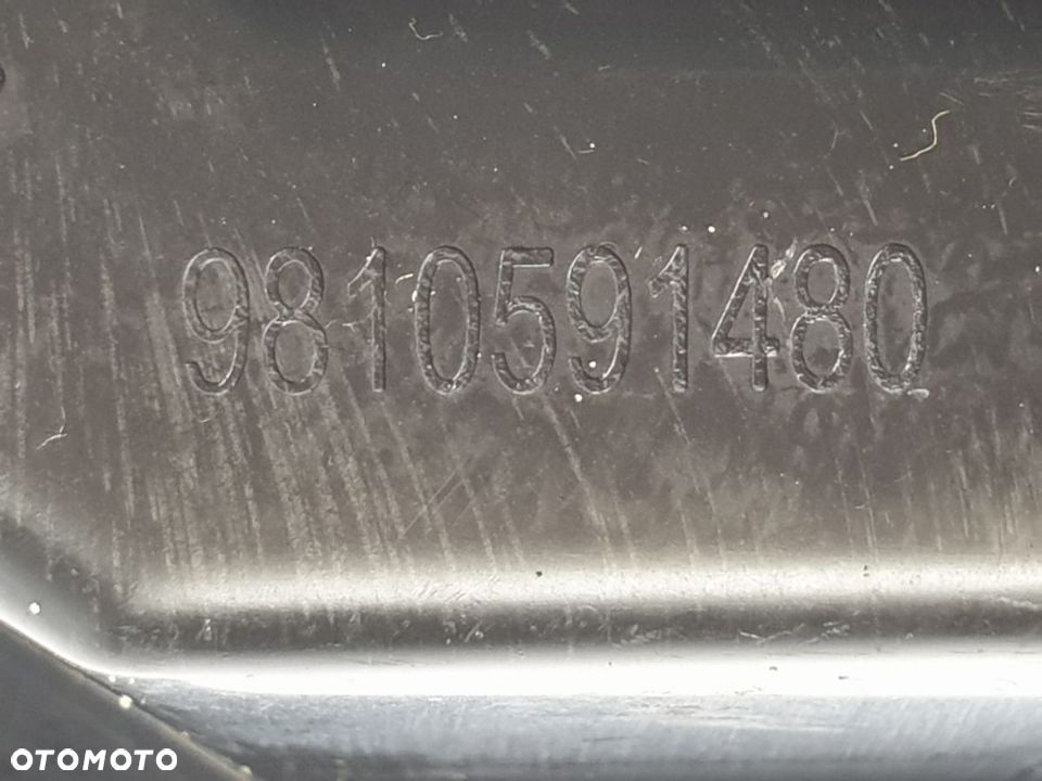 PEUGEOT 3008 5008 od 2017 r . Ślizg Zderzaka Tył Prawy i Lewy - 10