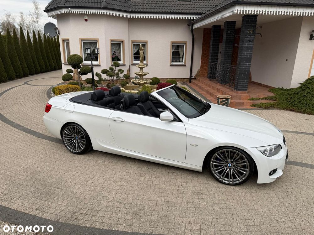 BMW Seria 3 335i Edition Exclusive - 34