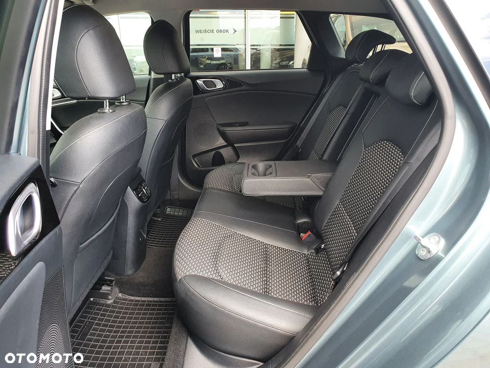 Kia Ceed 1.5 T-GDI Tribute - 28