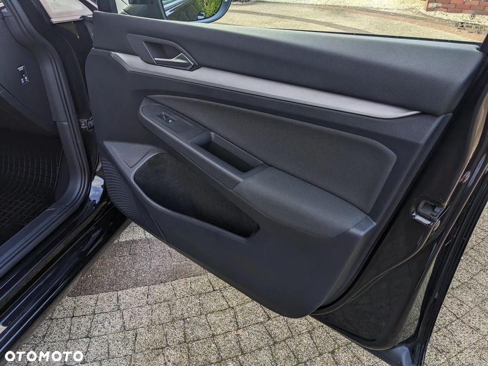 Volkswagen Golf Variant - 27