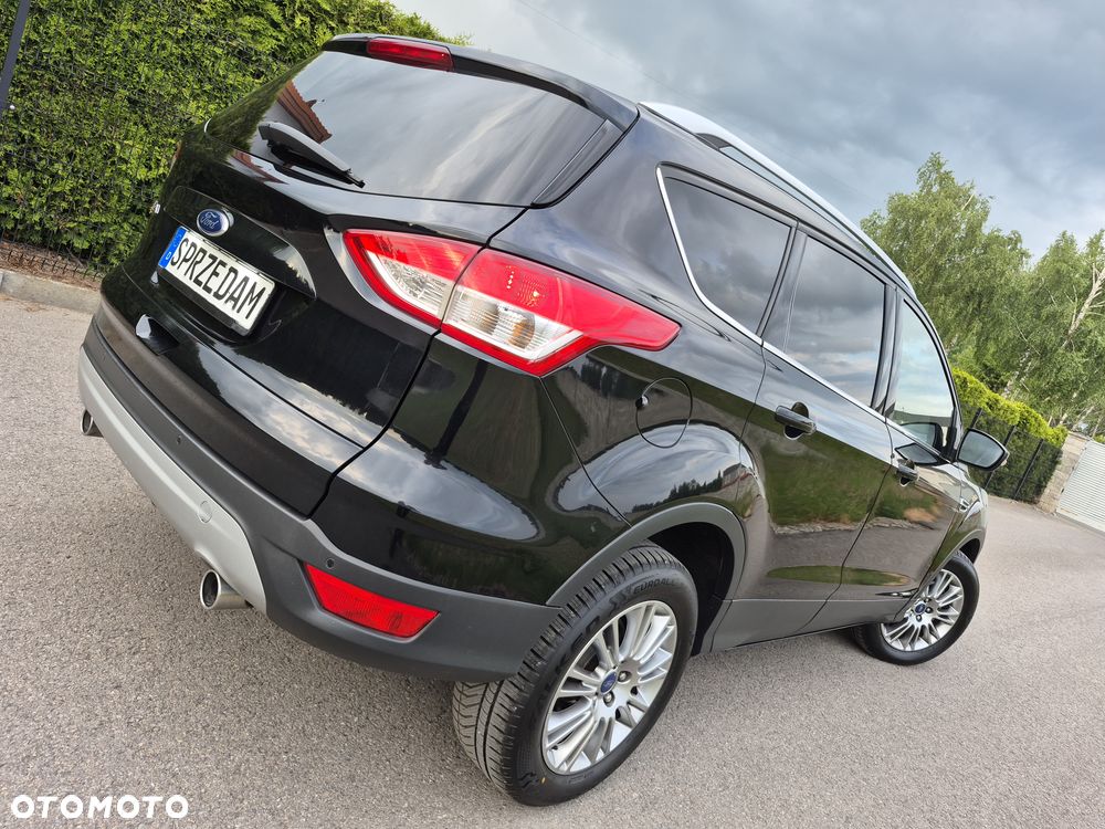 Ford Kuga 2.0 TDCi 2x4 Titanium - 3