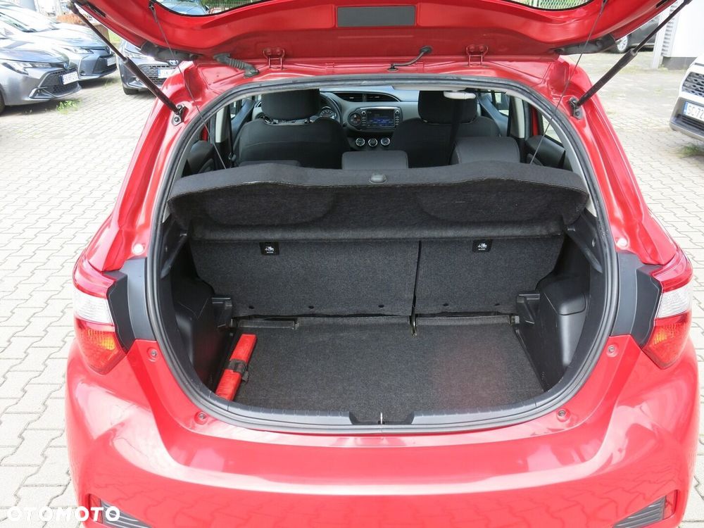 Toyota Yaris 1.5 Premium - 10