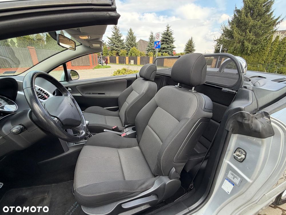 Peugeot 207 CC 1.6 Sport - 13