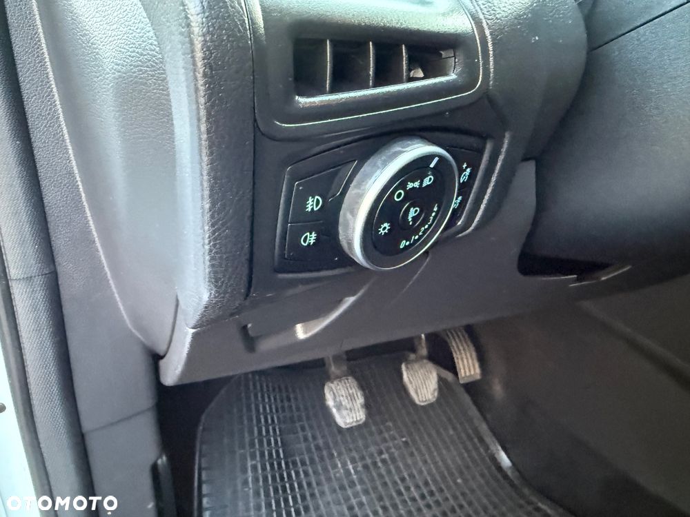 Ford Focus SW 1.5 TDCi DPF S&S - 15