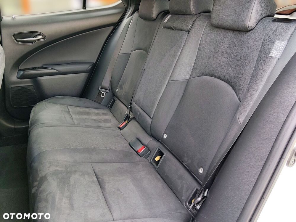 Lexus UX 200 GPF Business Edition 2WD - 15