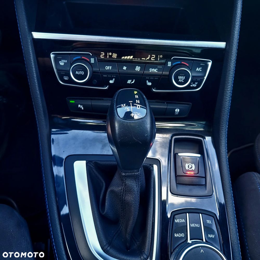 BMW Seria 2 218d M Sport sport - 13