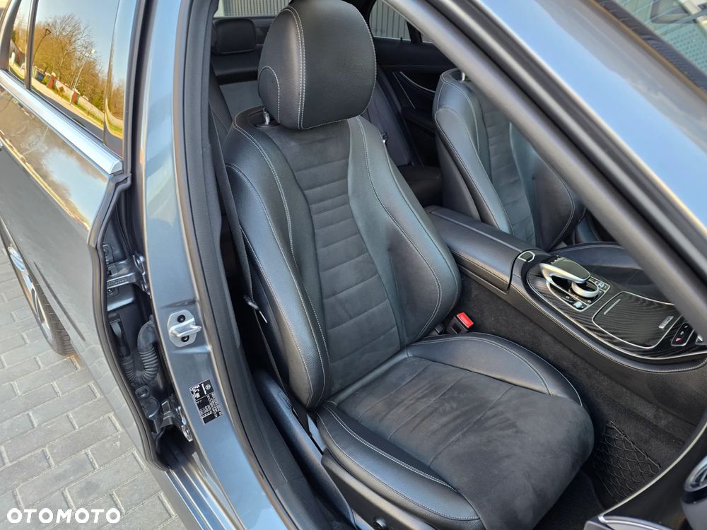 Mercedes-Benz Klasa E 220 d 4-Matic AMG - 27