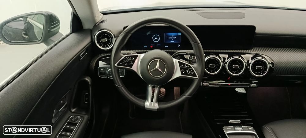 Mercedes-Benz CLA 180 d - 15
