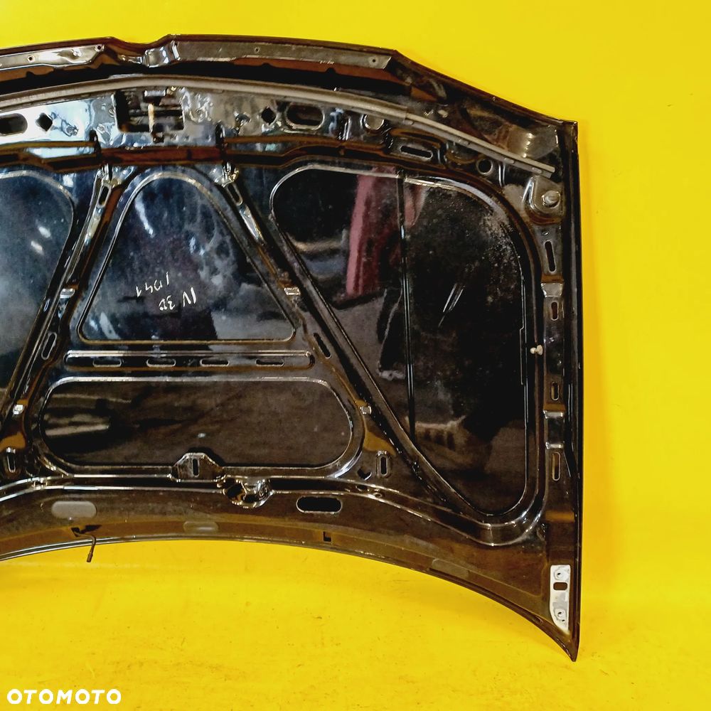 MASKA POKRYWA SILNIKA VW GOLF IV HB LAK: L041 NR20 - 11