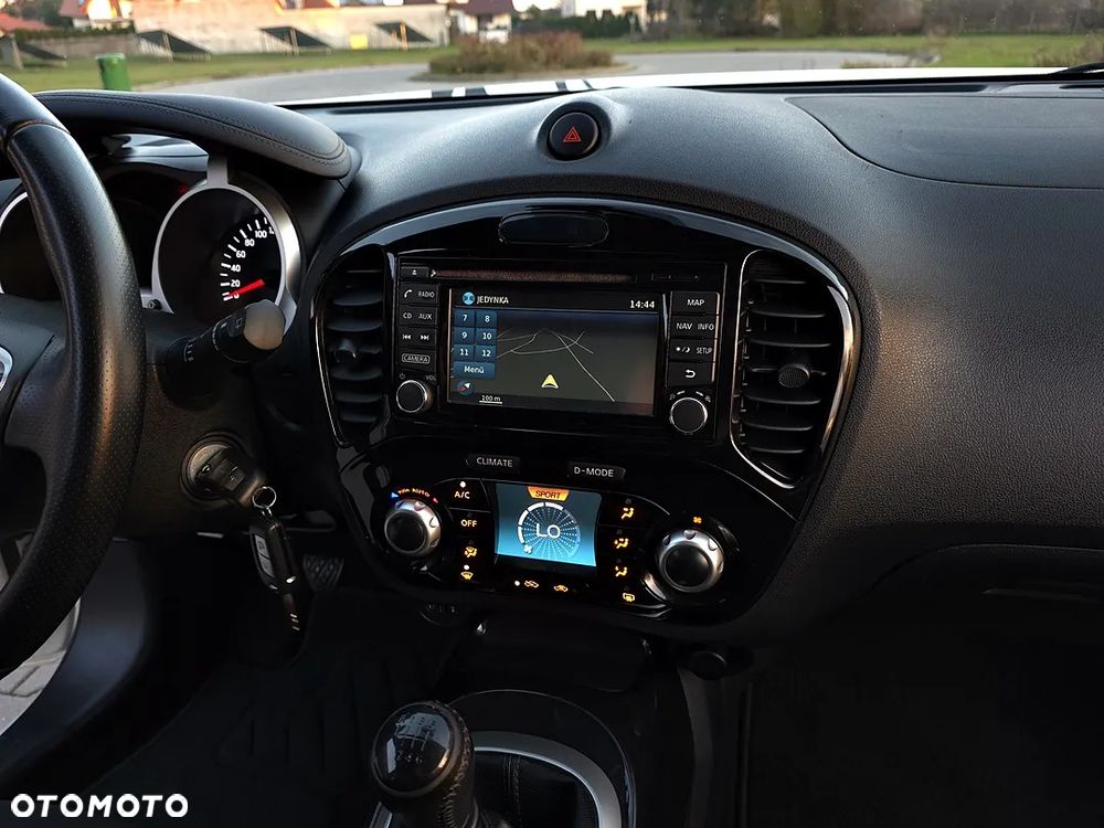 Nissan Juke 1.2 DIG-T Tekna (lea) EU6 - 28