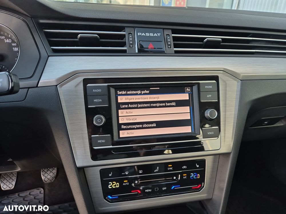 Volkswagen Passat 1.5 TSI ACT Advance - 17