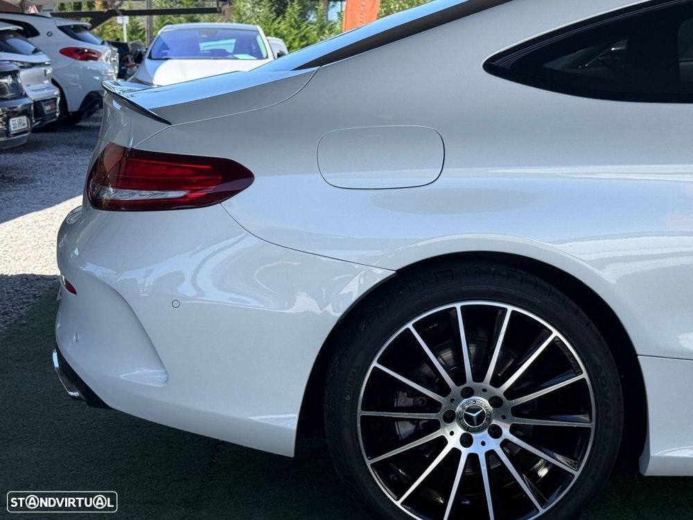 Mercedes-Benz C 250 d 9G-TRONIC AMG Line - 24