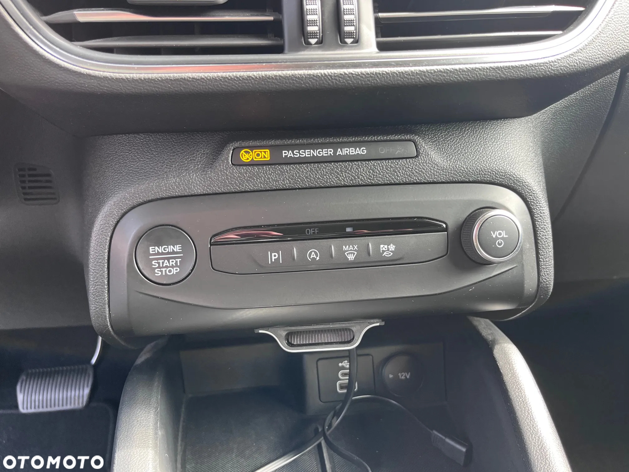 Ford Focus 1.5 EcoBlue Start-Stopp-System TITANIUM EDITION - 21