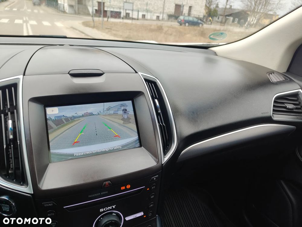 Ford Edge 2.0 TDCi Twin-Turbo 4WD Titanium - 32