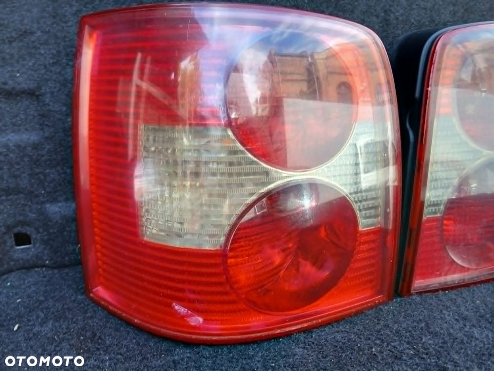 Volkswagen Passat B5 kombi lift lampa tylna lewa, prawa. - 2