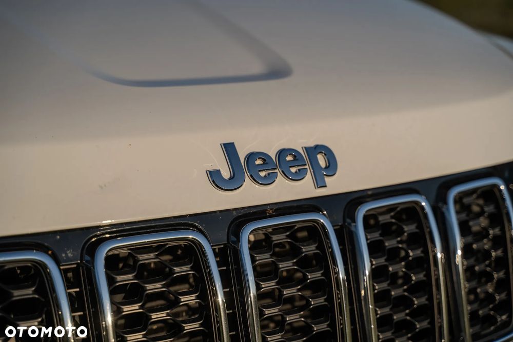 Jeep Grand Cherokee 3.6 V6 Laredo - 15