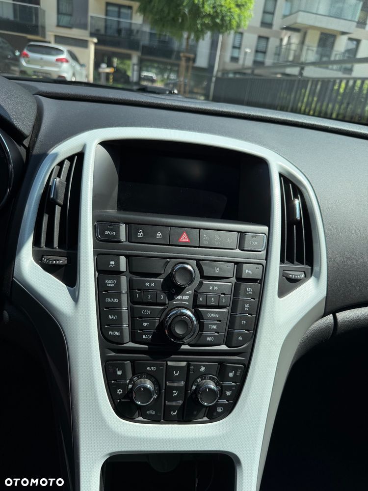Opel Astra - 10