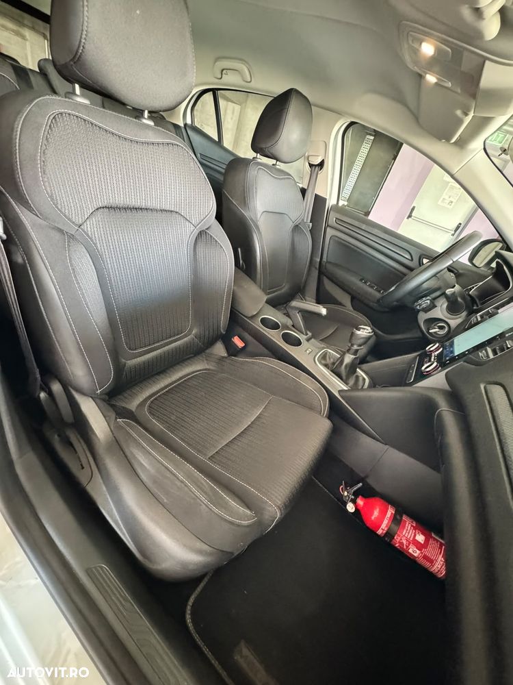 Renault Megane BLUE dCi Limited - 13