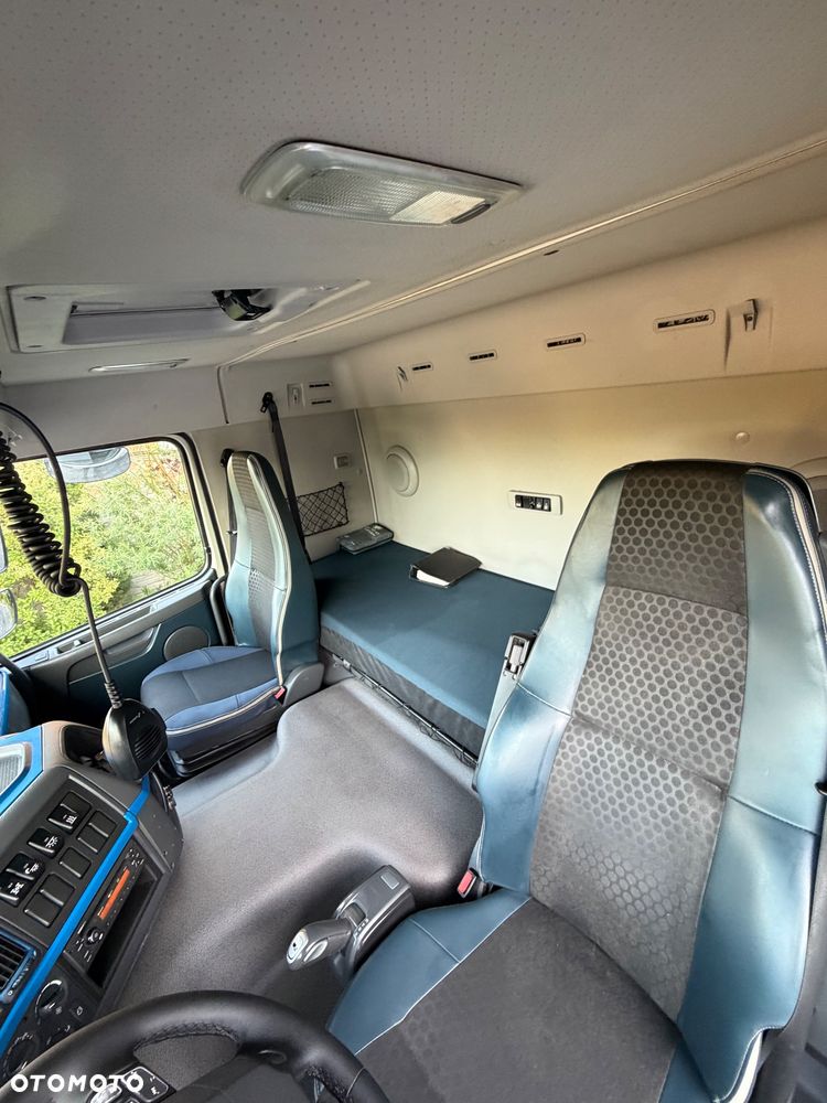 Volvo FMX - 21