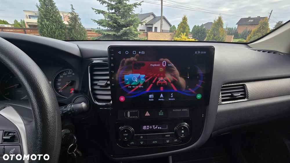 Mitsubishi Outlander - 34