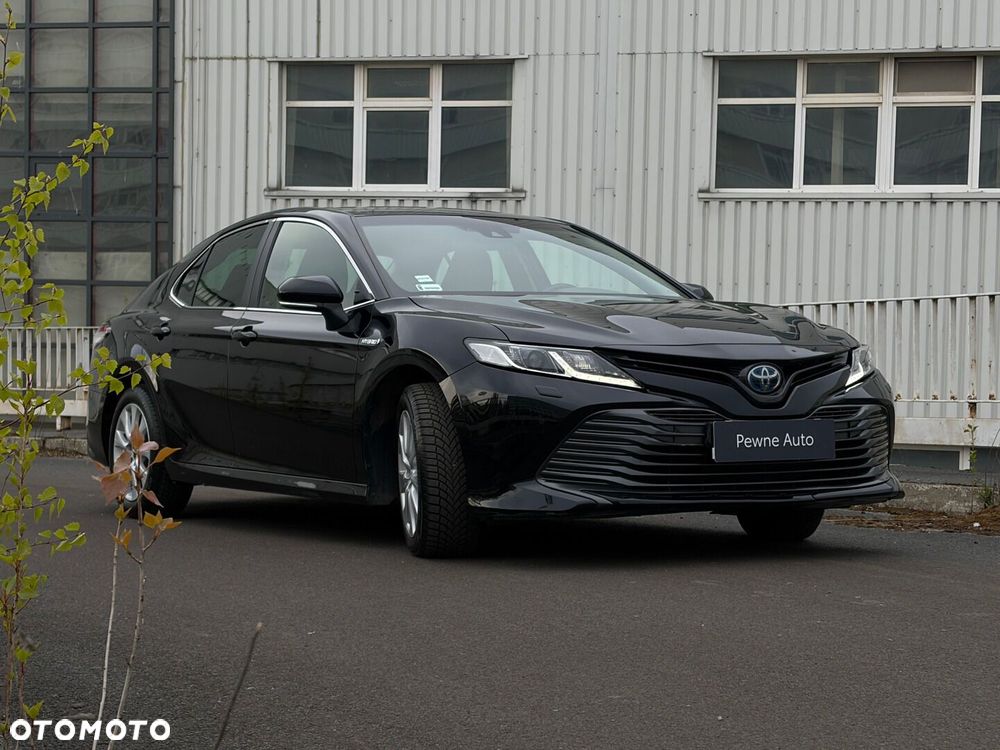 Toyota Camry 2.5 Hybrid Comfort CVT - 1