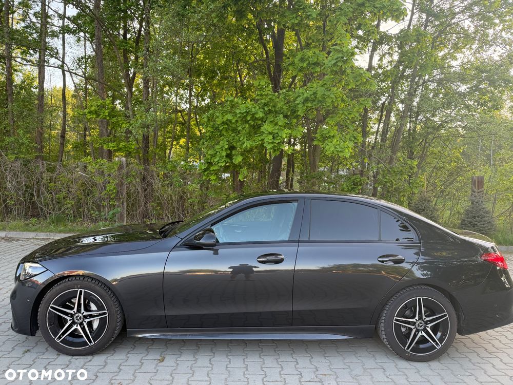 Mercedes-Benz Klasa C 220 d mHEV AMG - 3