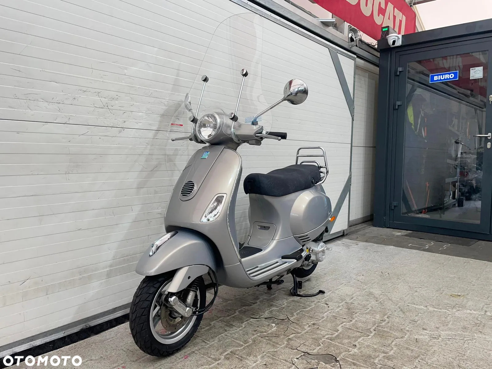 Piaggio Vespa - 7