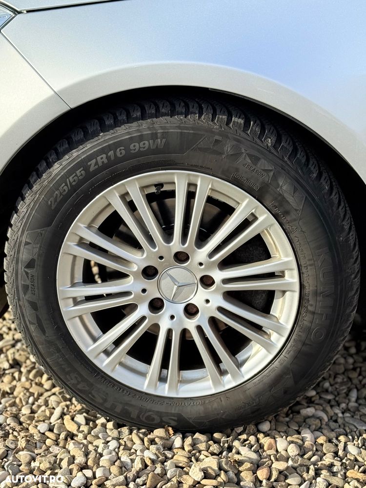 Mercedes-Benz E 220 T CDI 7G-TRONIC Elegance - 26