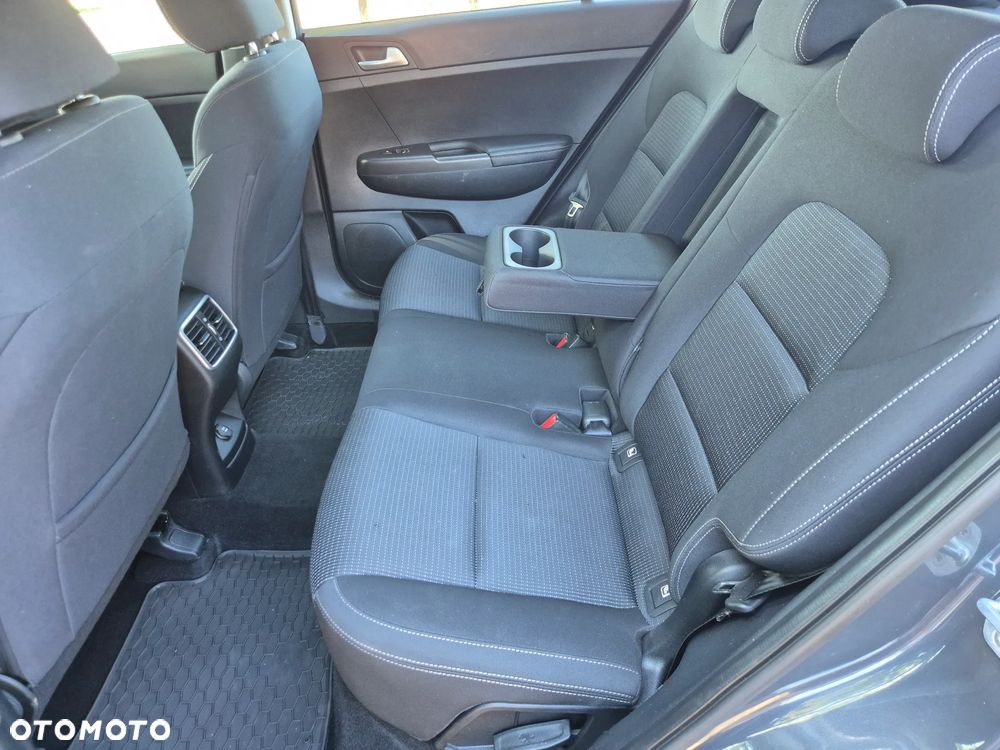 Kia Sportage 1.6 T-GDI 2WD DCT VISION - 16