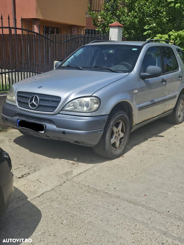 Mercedes-Benz ML 320 Aut - 1