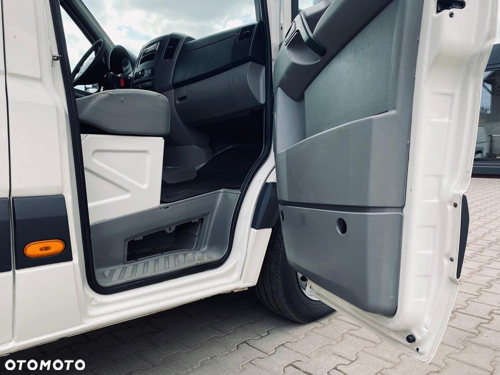 Volkswagen CRAFTER - 22