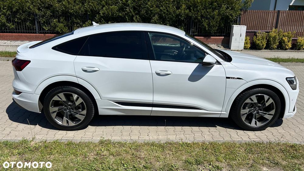 Audi e-tron 55 Quattro S Line - 8