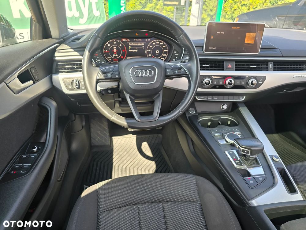 Audi A4 Avant 2.0 TDI DPF clean diesel quattro S tronic S line Sportpaket - 32