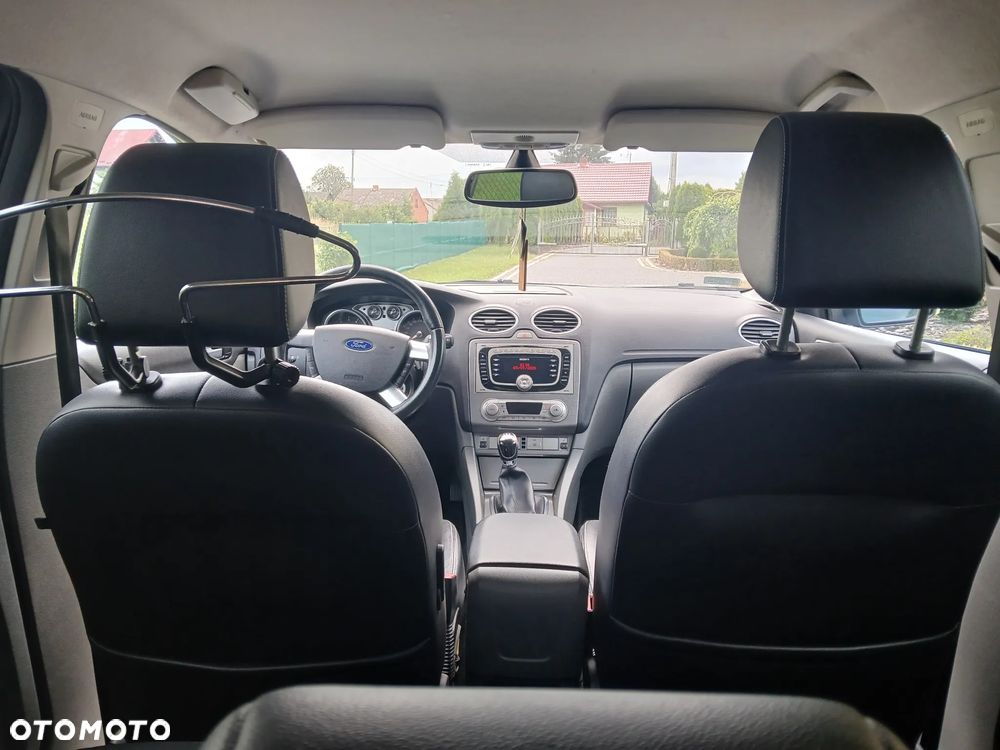 Ford Focus 1.8 FF Gold X - 23