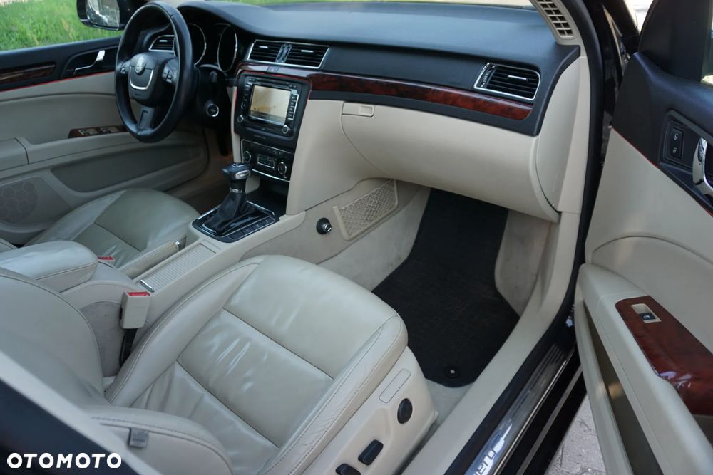 Skoda Superb 2.0 TSI L&K DSG - 16